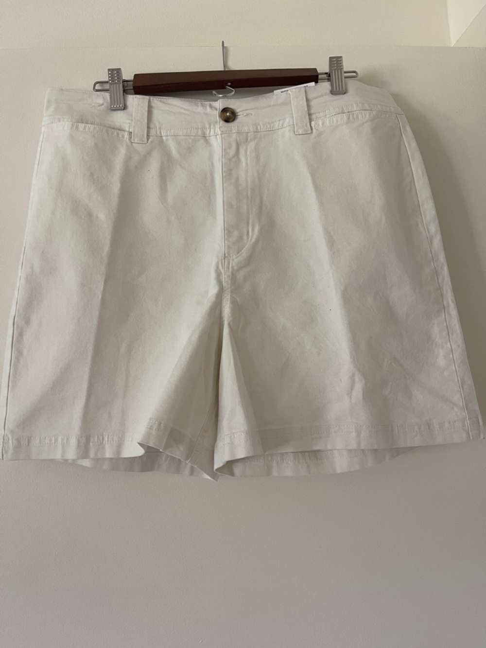 Style & Co. High-Rise Cream Shorts